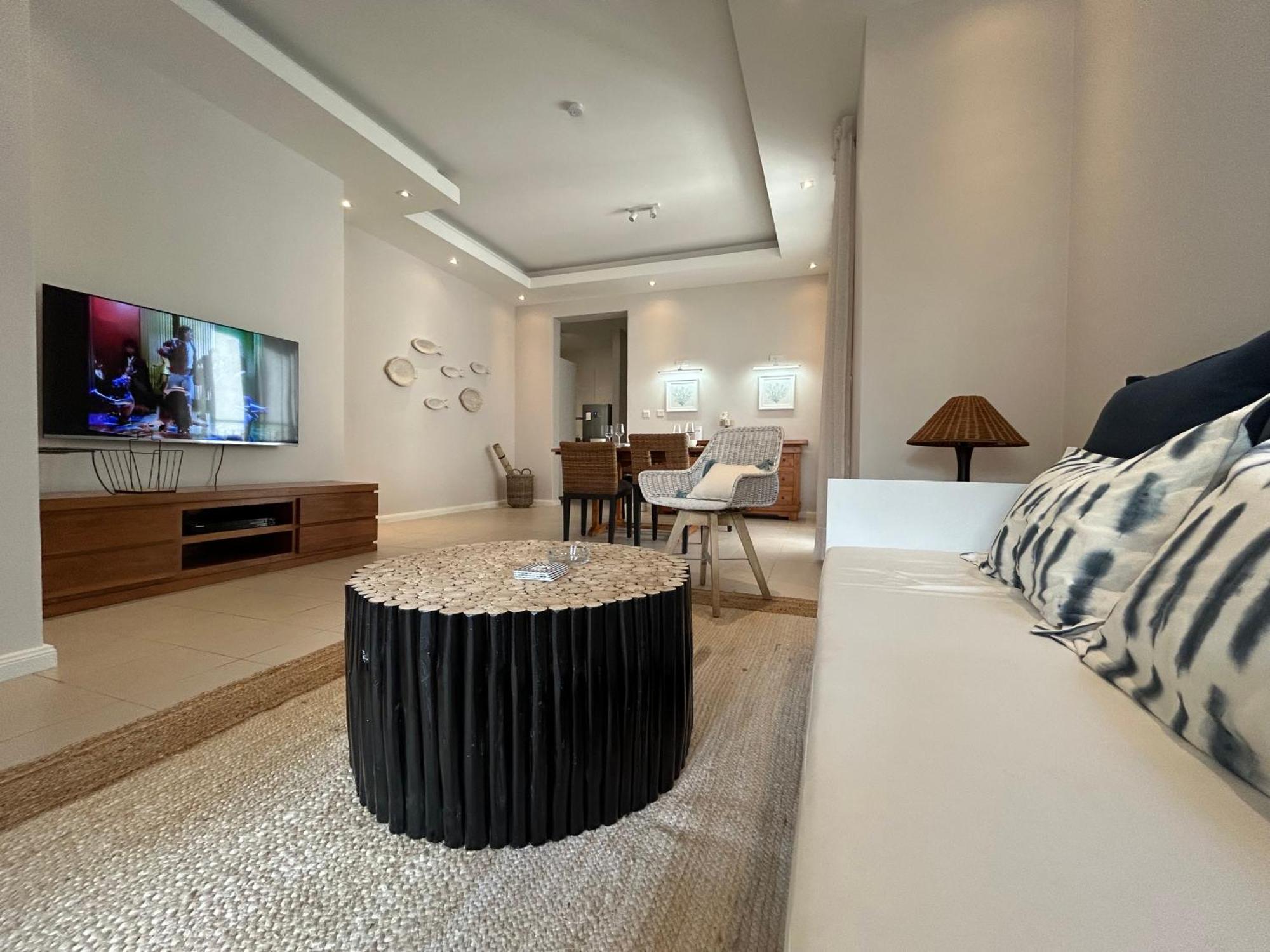 Blue Waves Beachfront Penthouse Flic-en-Flacq 外观 照片